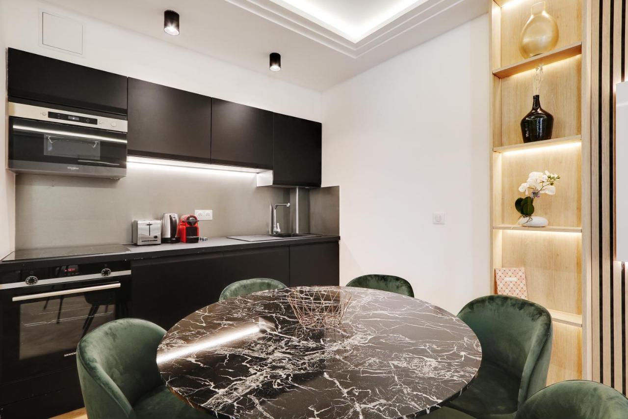 Off Majesti Upper Marais Apartment- Rue Du Faubourg Saint-Martin Париж Экстерьер фото
