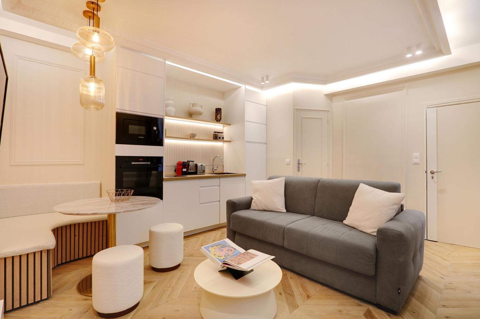 Off Majesti Upper Marais Apartment- Rue Du Faubourg Saint-Martin Париж Экстерьер фото